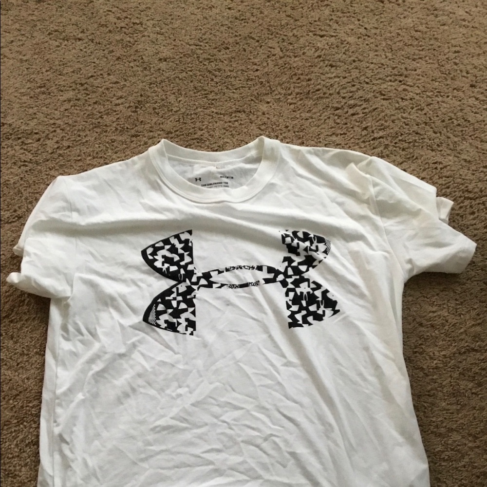 Brand new Under Armour shirt